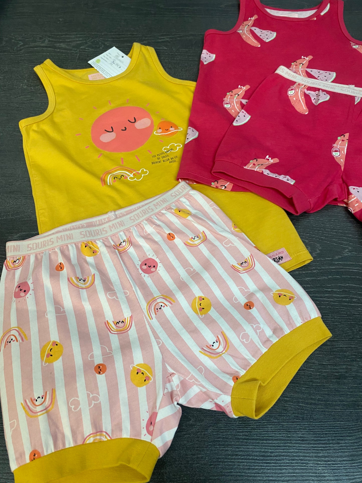 Neuf et comme neuf - pyjama ete - 6 ans - 2 pyjamas