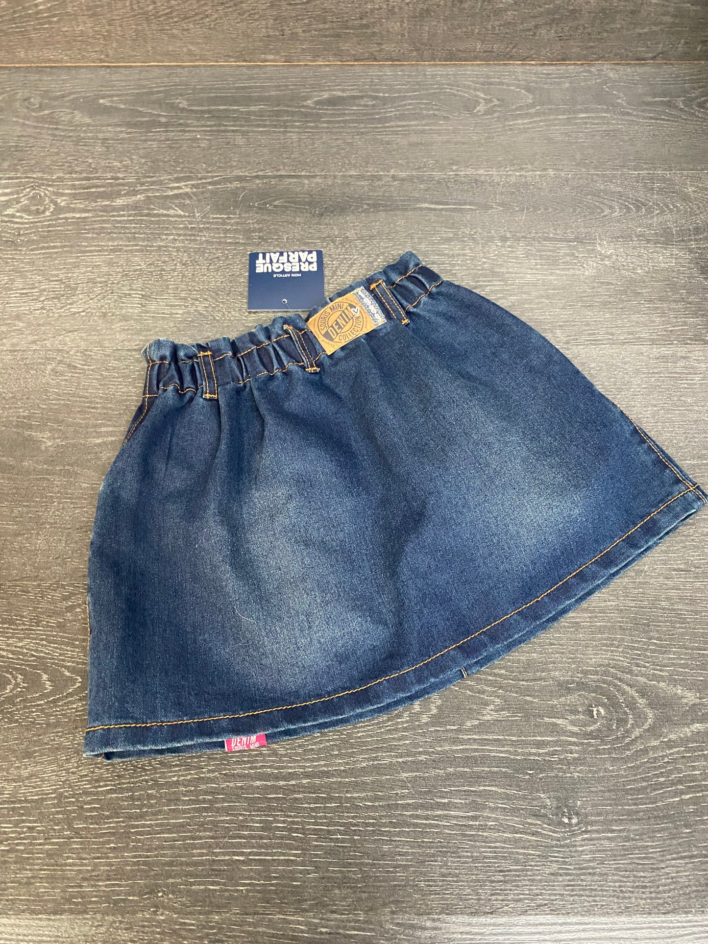 Jupe jeans - souris mini - 6 ans - neuf echantillon