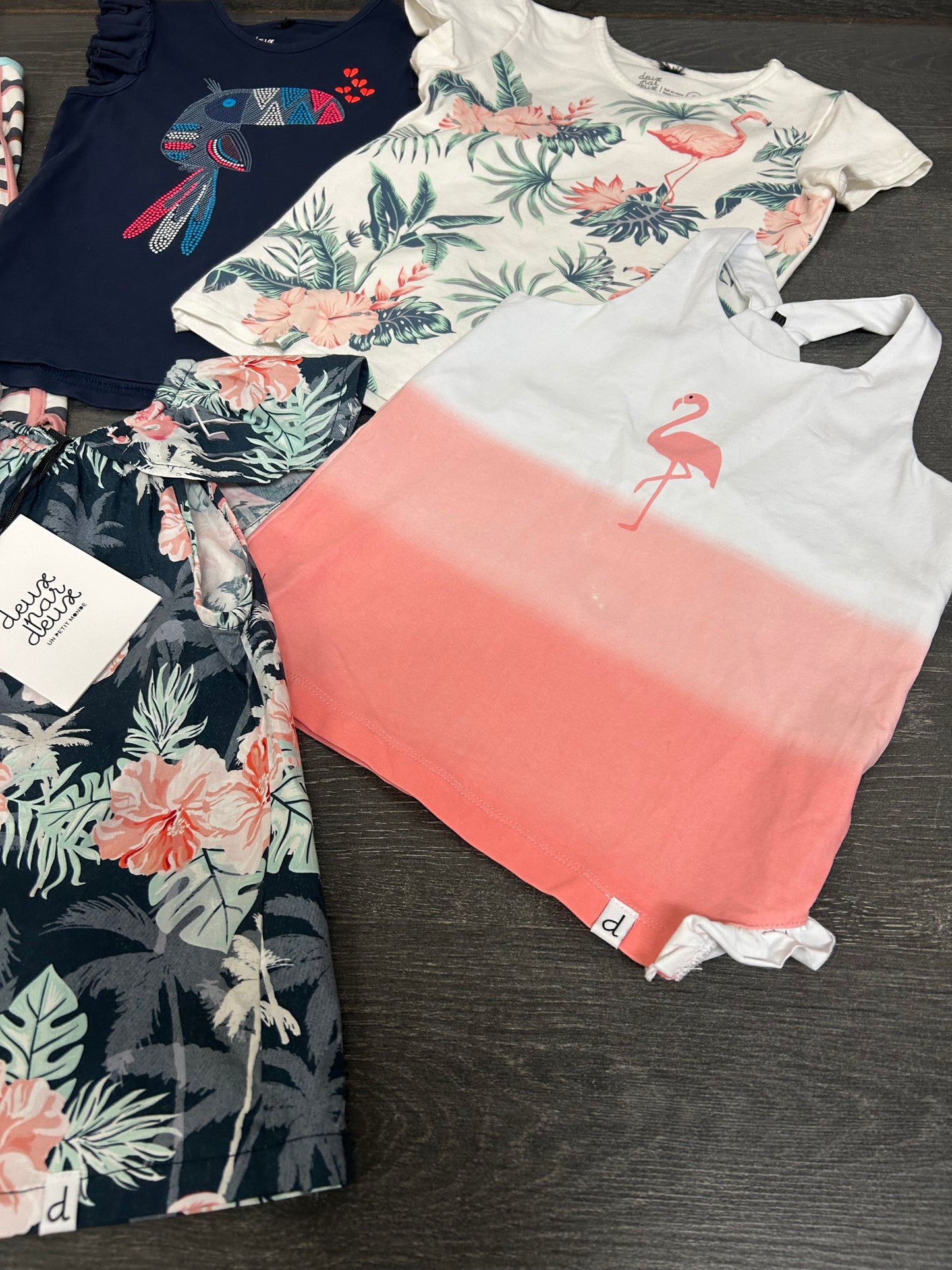 Reservé - I.s. Neuf, comme neuf et usagé - 6 ans - nano, 2x2 et h&m
