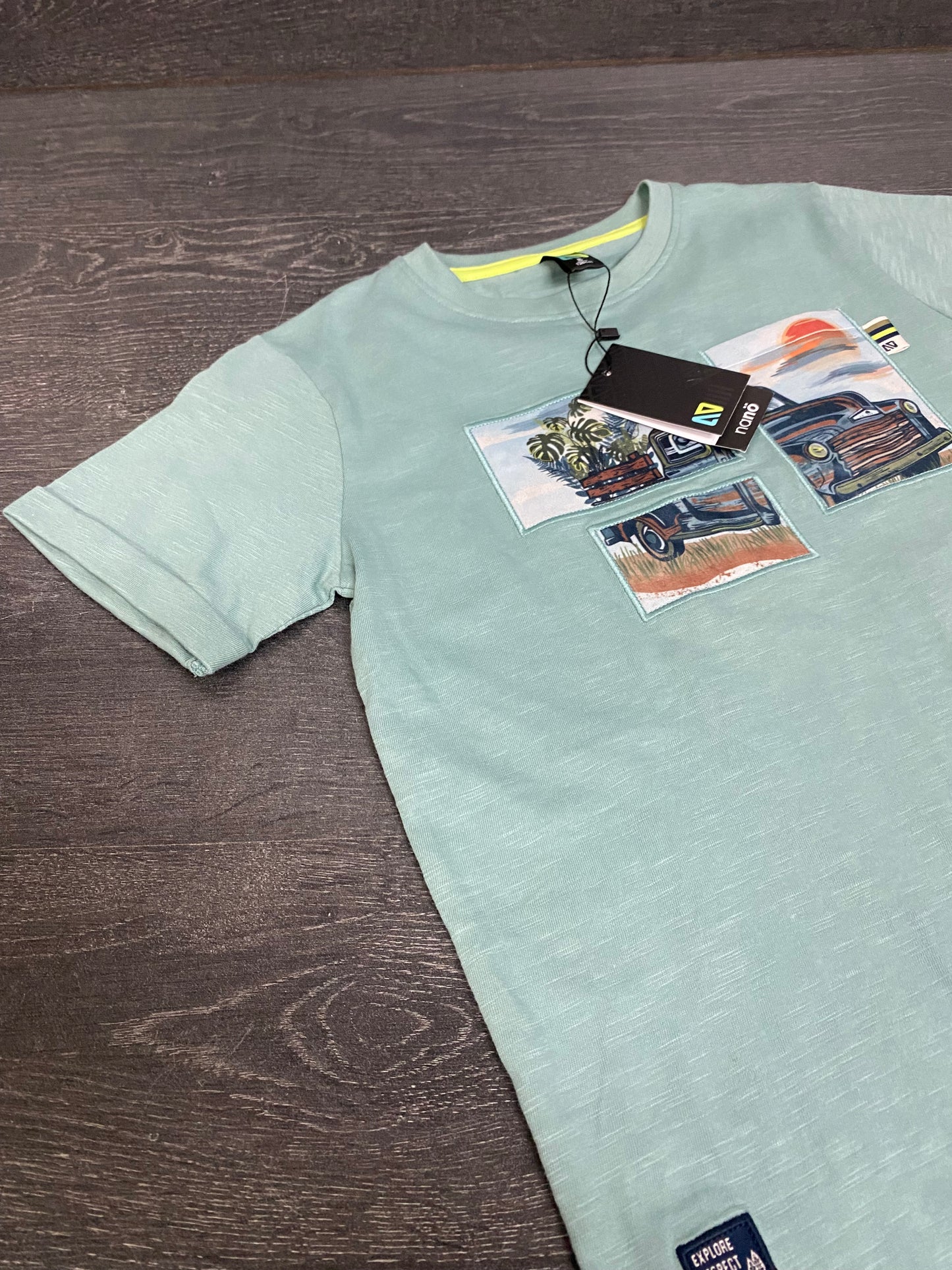 Nano - t shirt - 8 ans - neuf - vert