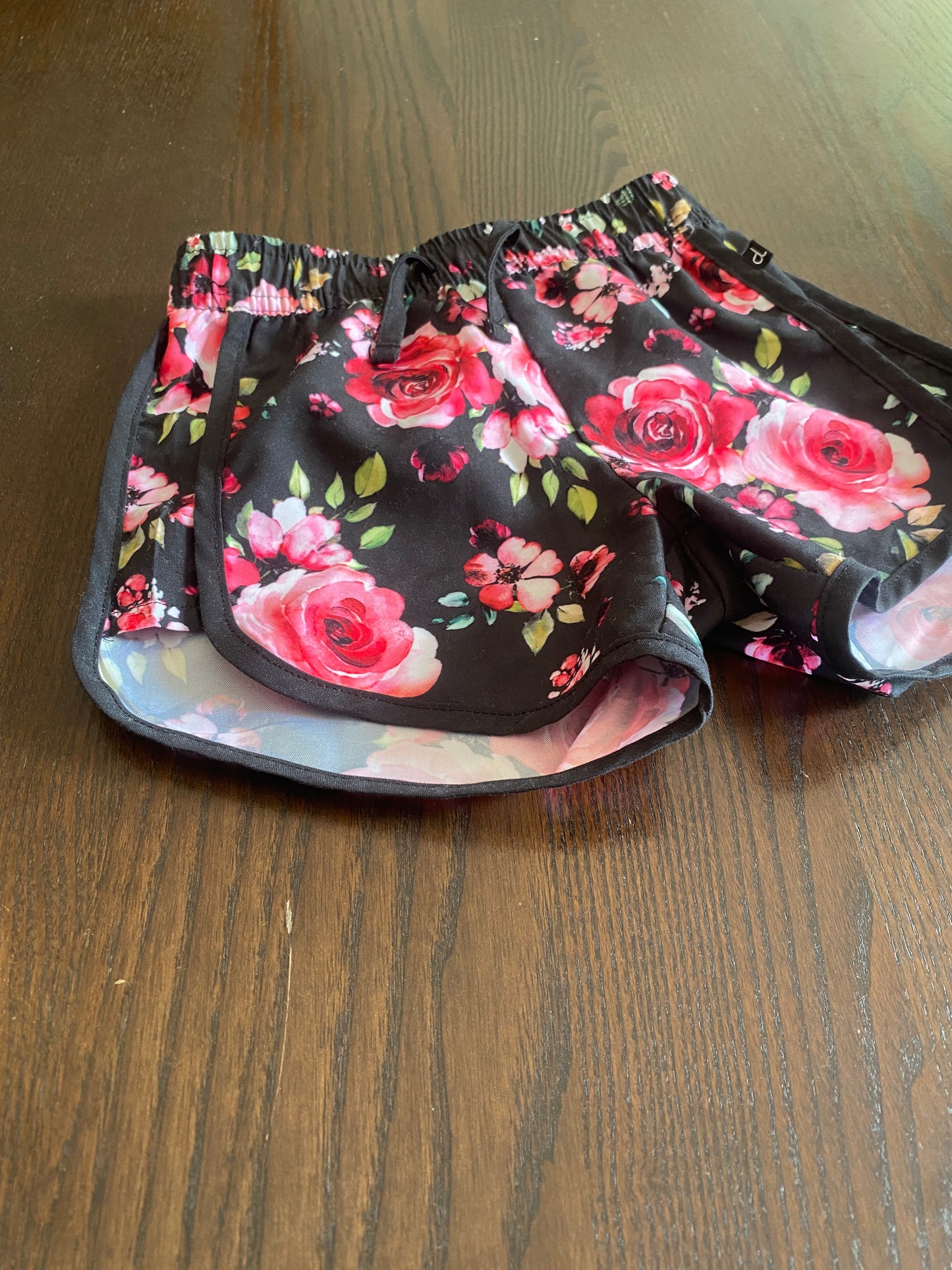 Reservé - Friperie - Short 2x2 - comme neuve -