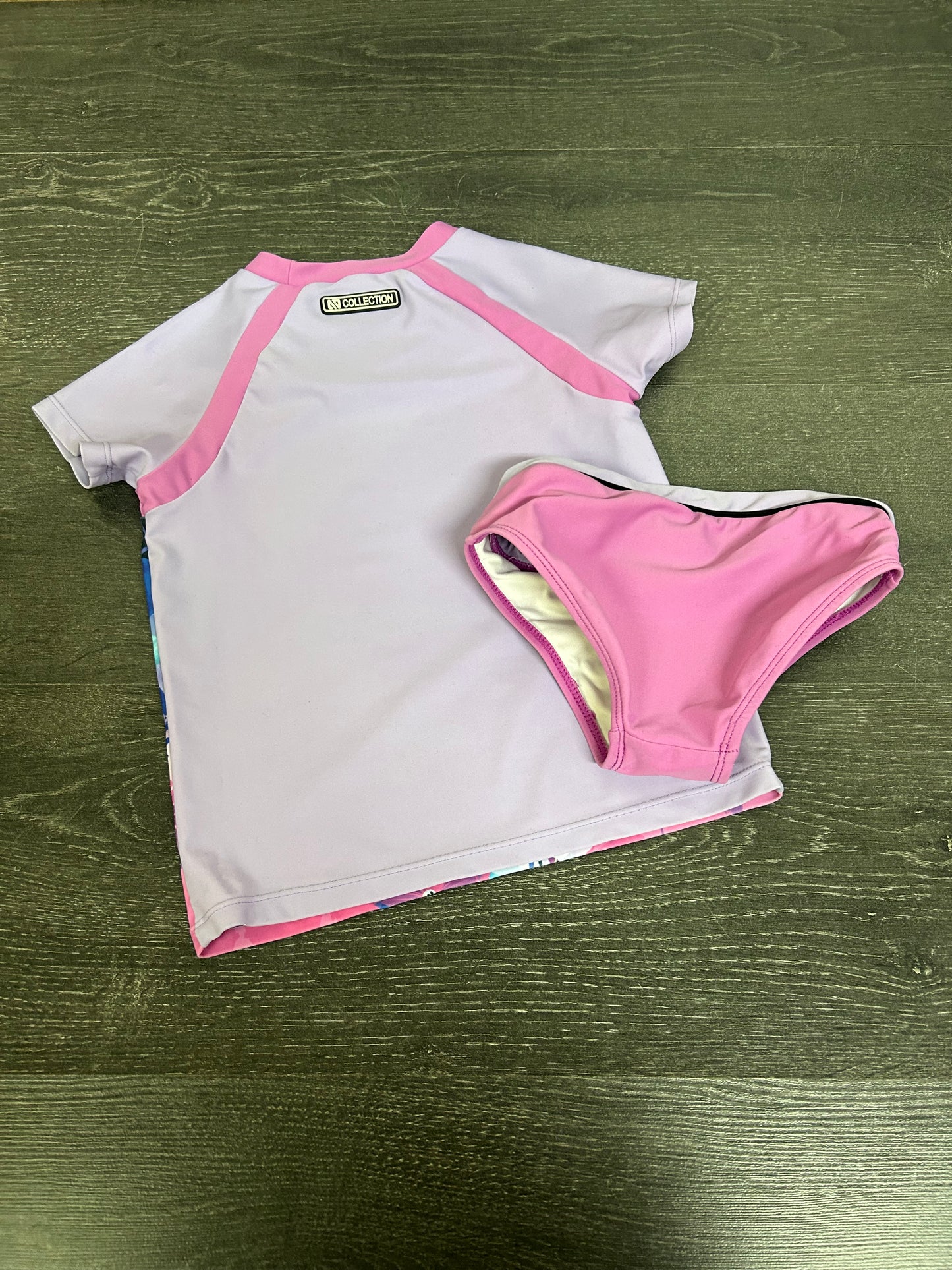 Vendu hors web - Friperie - nano - 6 ans - maillot 2 pièces -