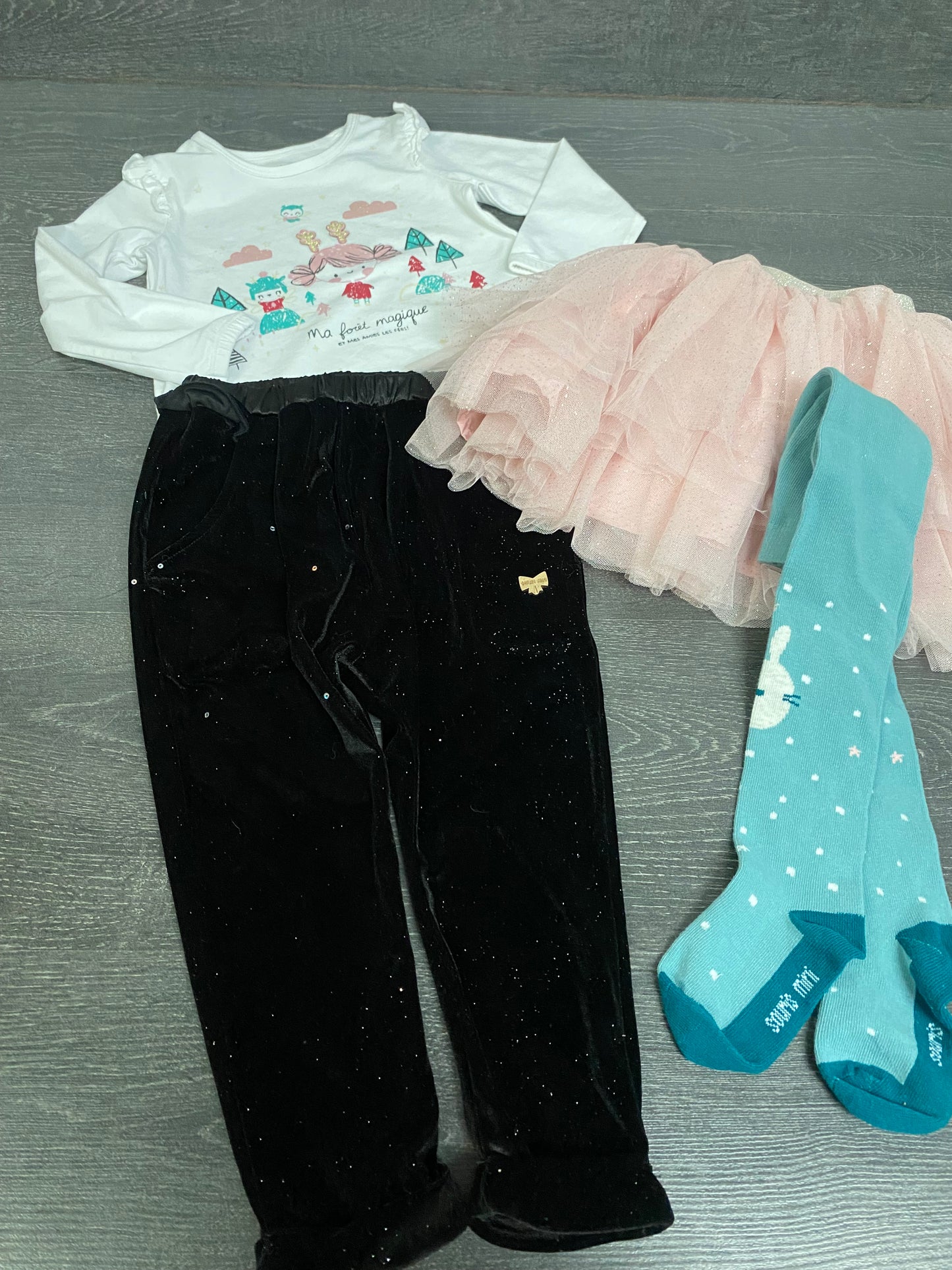 Neuf et usagé - 4 mcx - souris mini - 18-24 mois