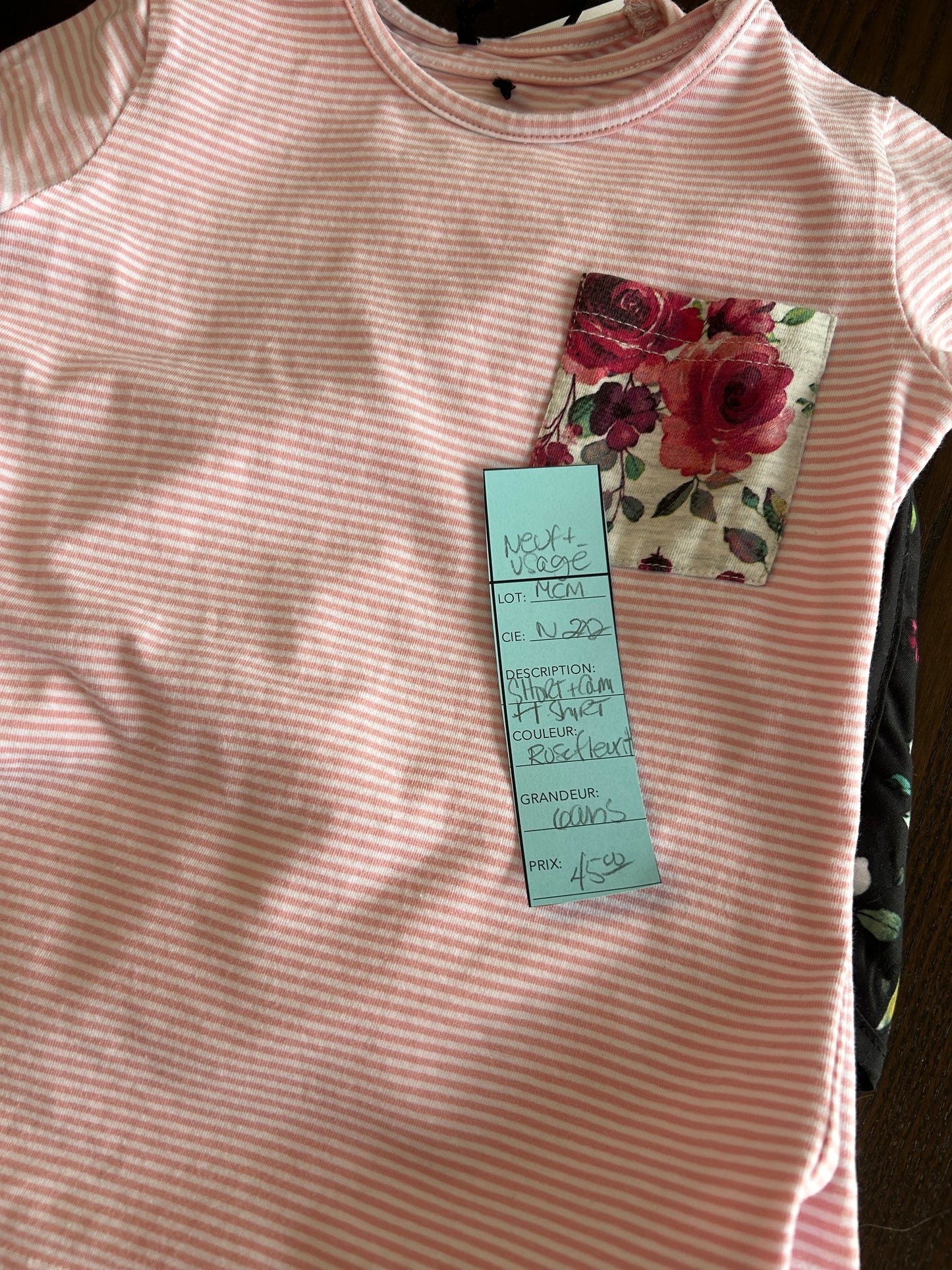 Neuf et usagé - short- cami et t shirt - 6 ans -