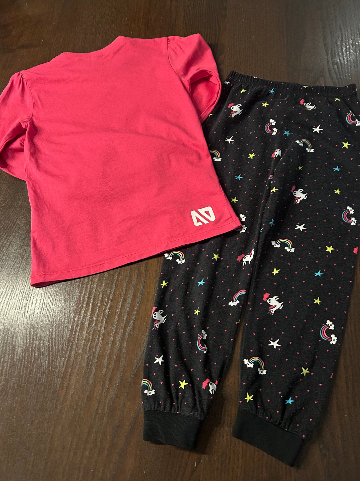 Friperie - pyjama - 5 ans - nano - noir et fuschia
