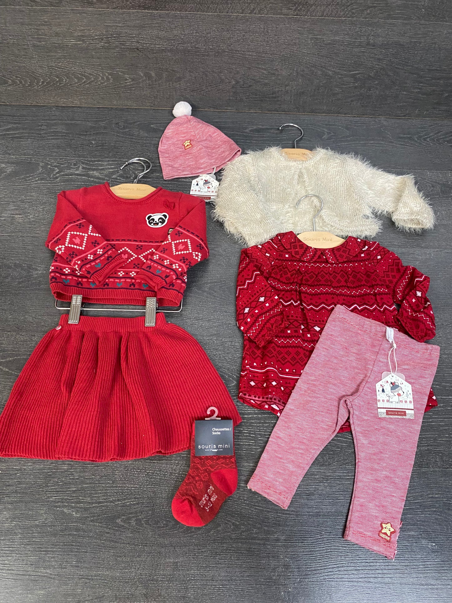 Petit lot 6-9 mois - souris mini - 5 mcx et 2 acc - promo 40$