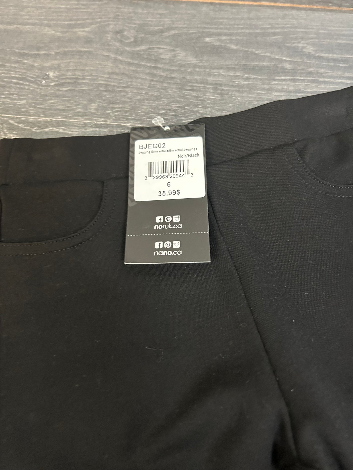 Nano - 6 ans - legging - neuf - noir