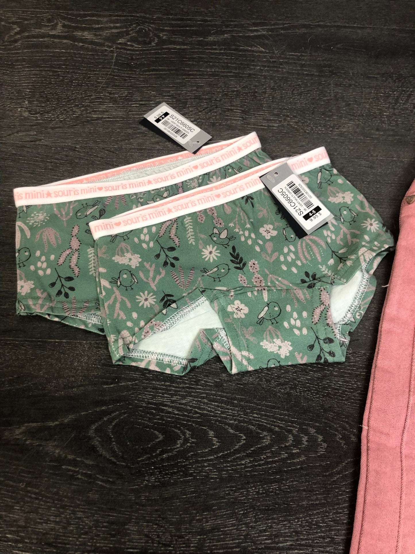 Reservé - PROMO 22,00$ - Jegging 4 ans et 2x sous vetements 4-5 ans - Souris mini
