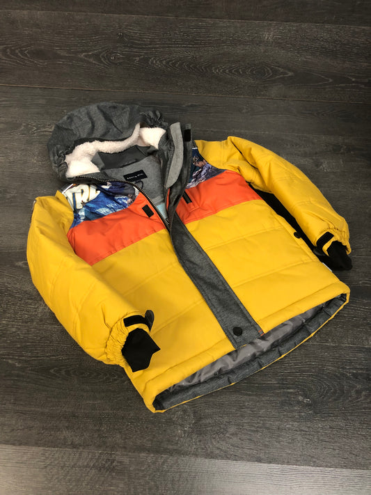 Manteau jaune - sourismini - 10 ans