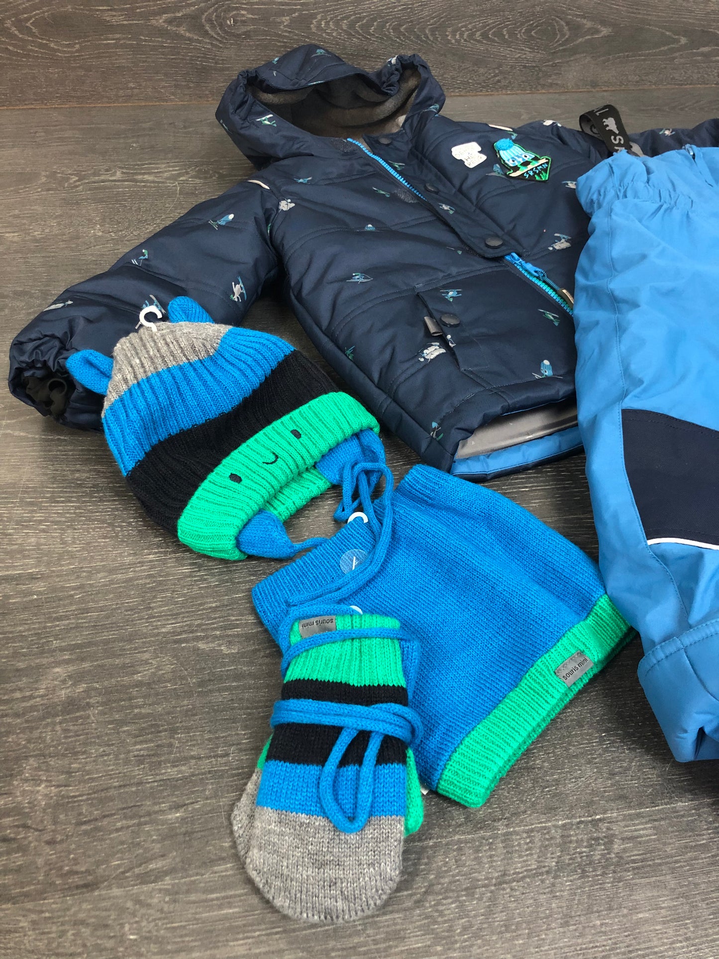 Habit de neige et accessoires - souris mini - 18-24 mois