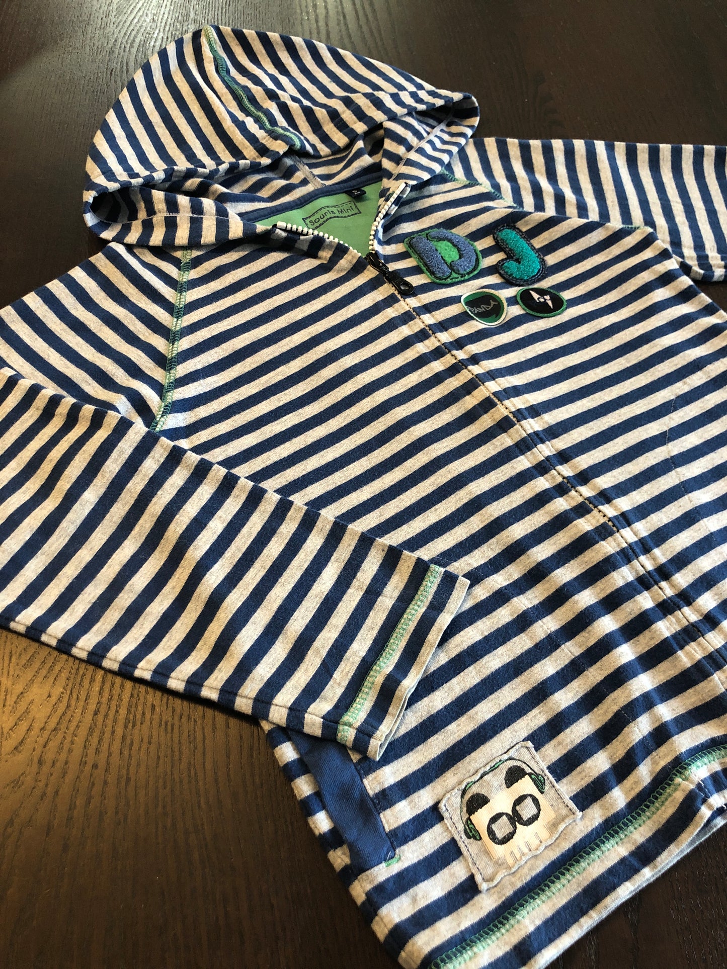 FRIPERIE - veste capuchon - souris mini - 6 ans